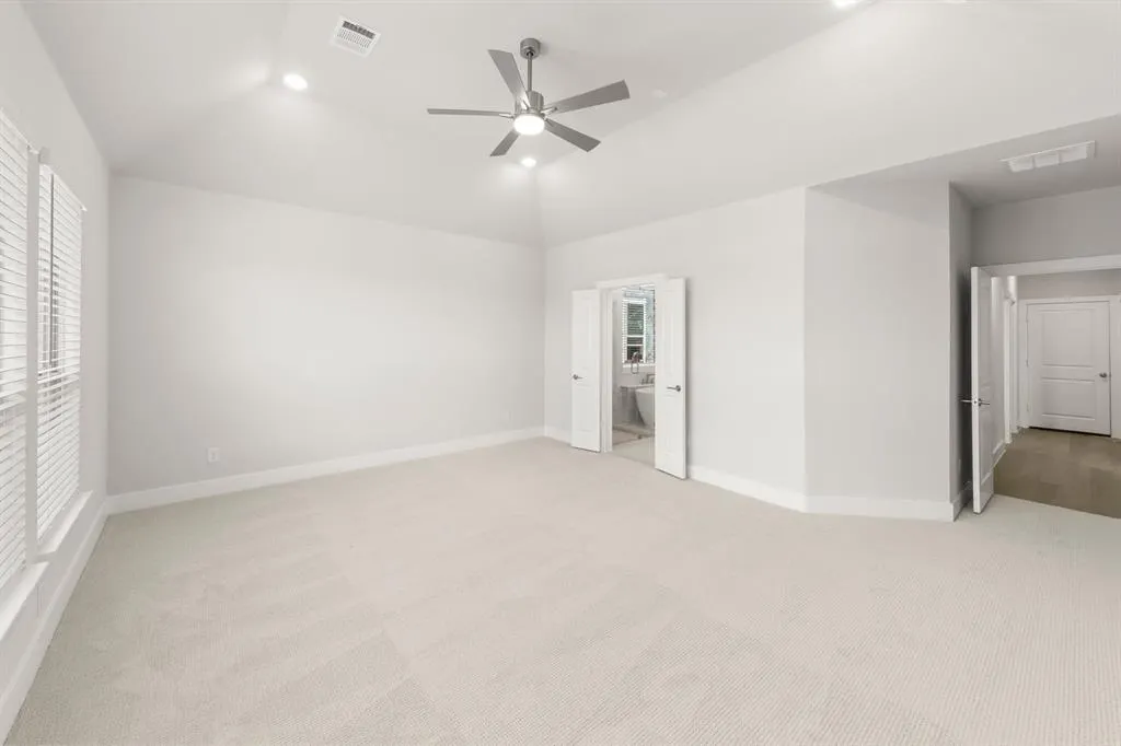 2507 Rolling Hills