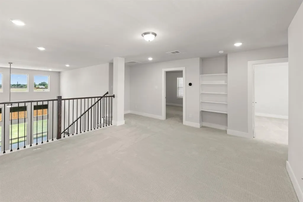 2507 Rolling Hills