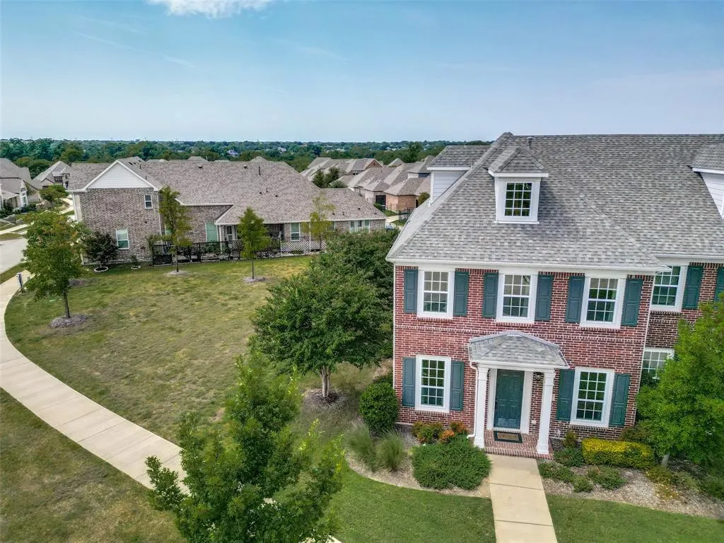1052 Marian Drive
