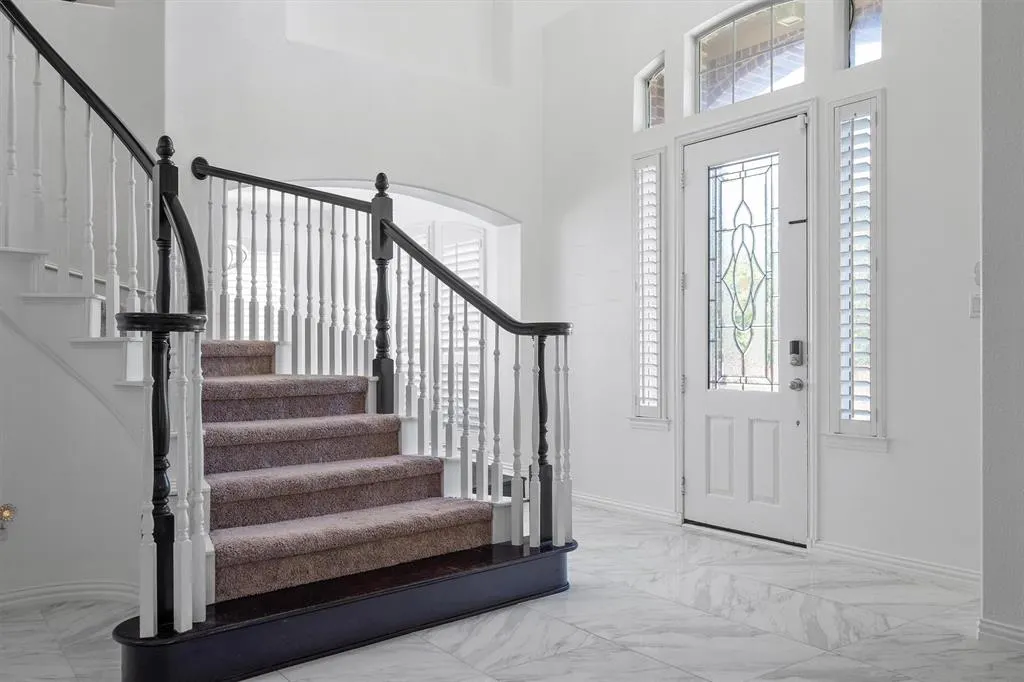 6616 Shadow Rock Drive