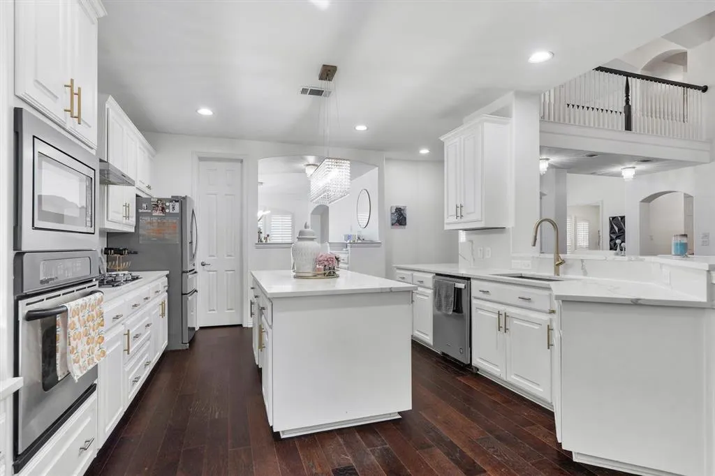 6616 Shadow Rock Drive