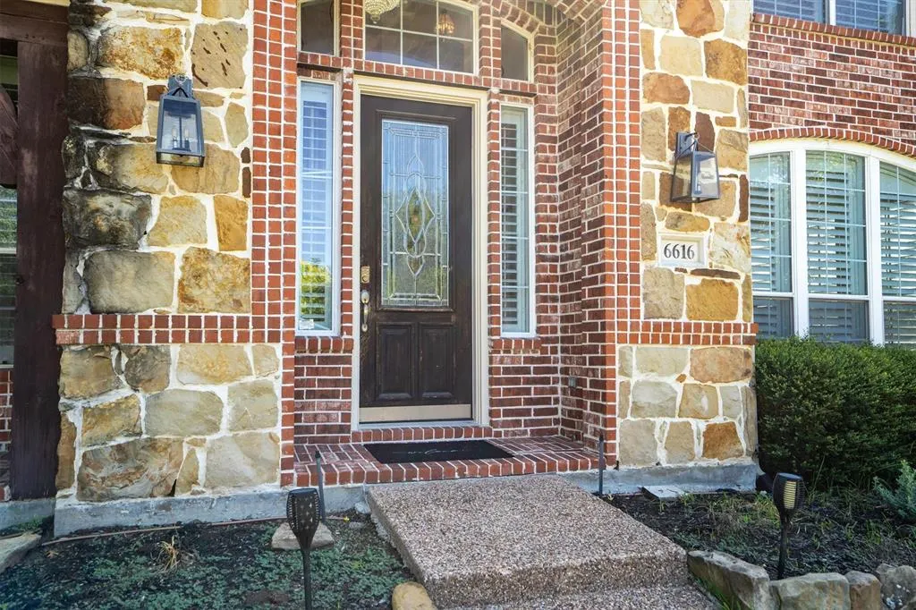 6616 Shadow Rock Drive