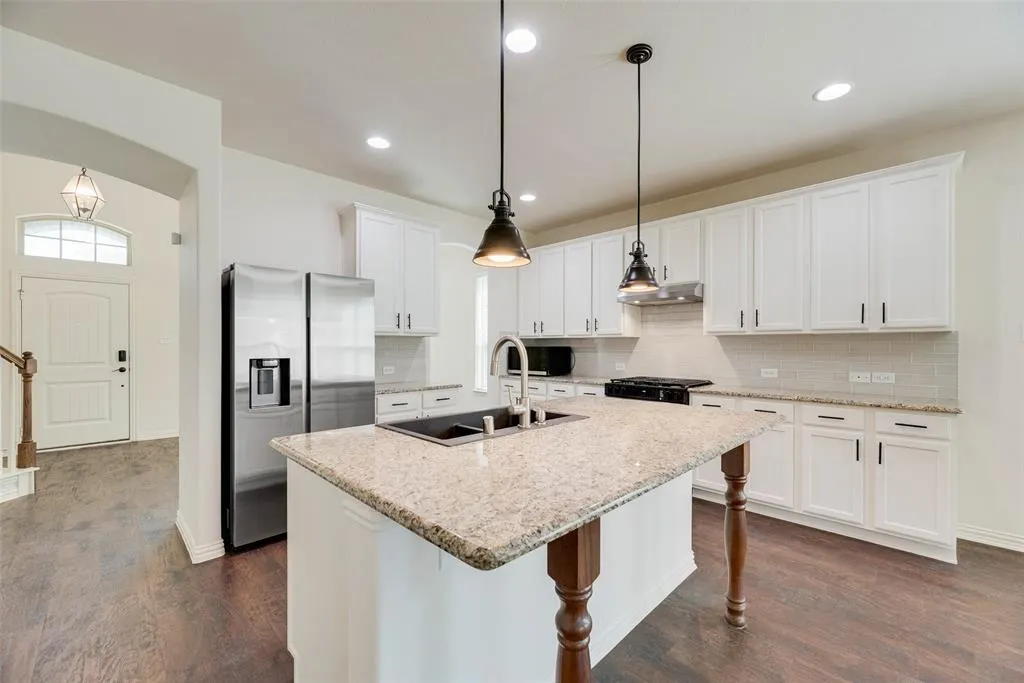5212 Fringetree Drive