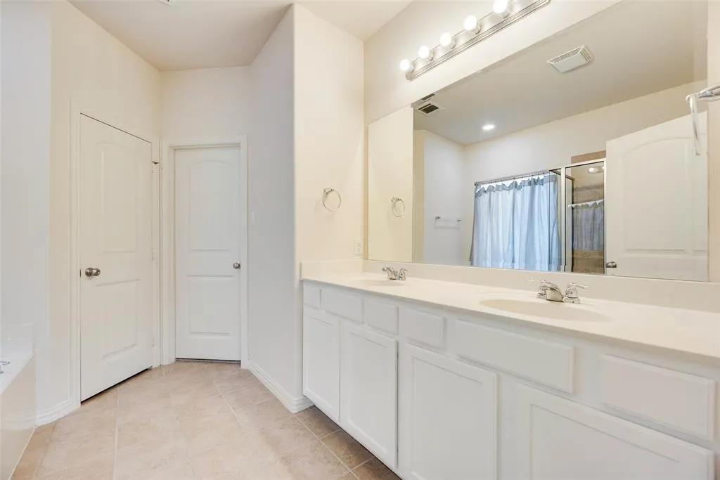 5212 Fringetree Drive