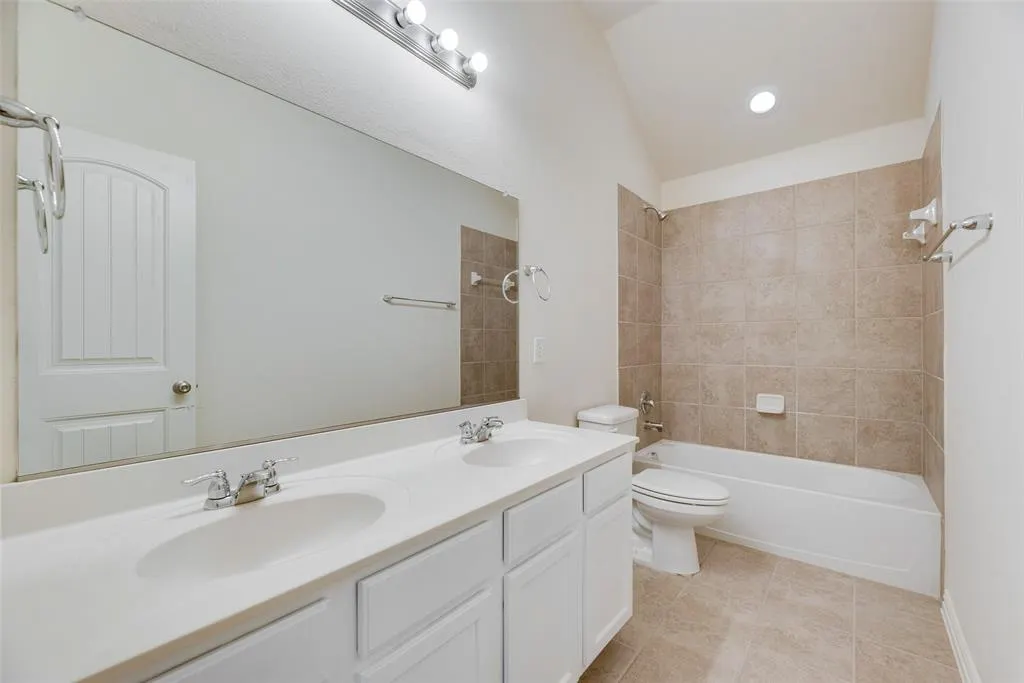 5212 Fringetree Drive
