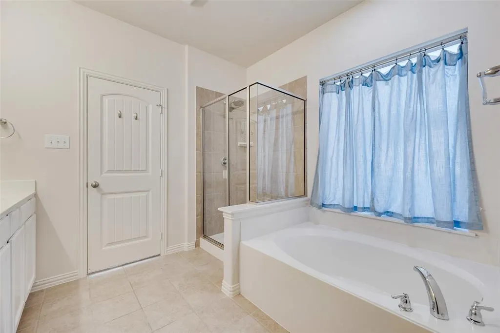5212 Fringetree Drive