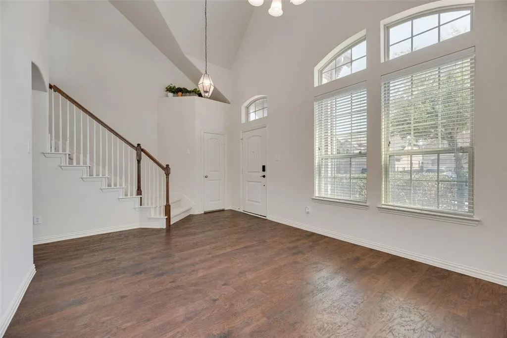 5212 Fringetree Drive