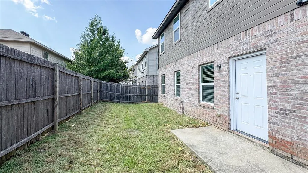 9922 Ironhorse Drive