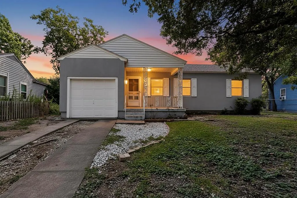 2912 Shadow Wood Drive