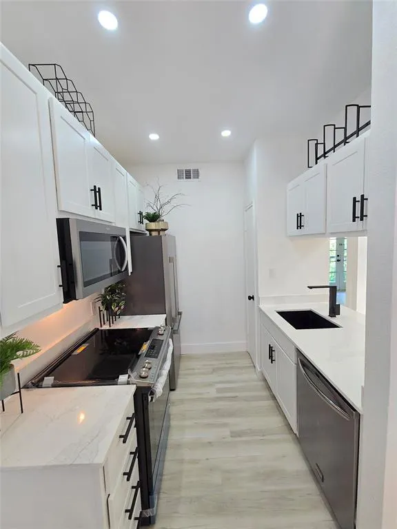 7126 Holly Hill Drive, #311