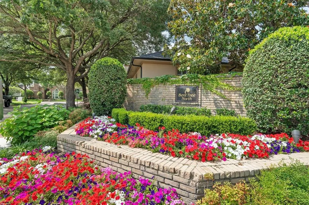 4743 Holly Tree Drive