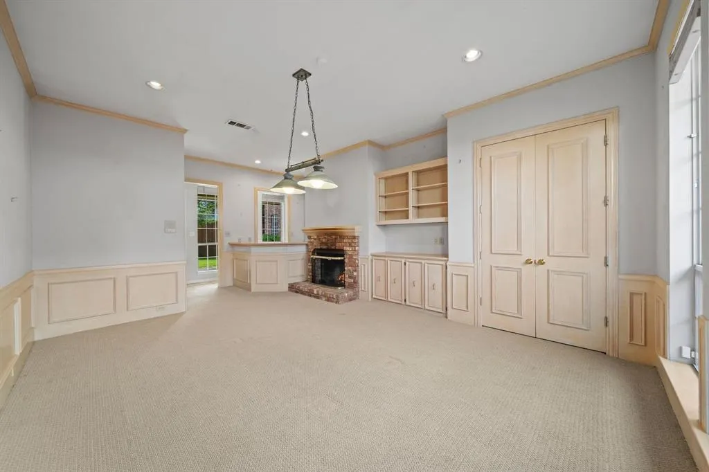 4743 Holly Tree Drive