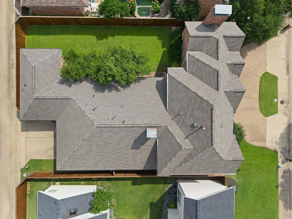 4743 Holly Tree Drive