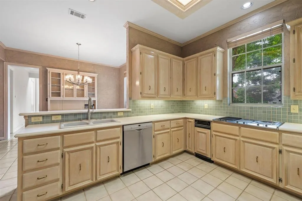 4743 Holly Tree Drive