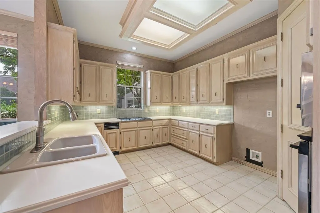 4743 Holly Tree Drive