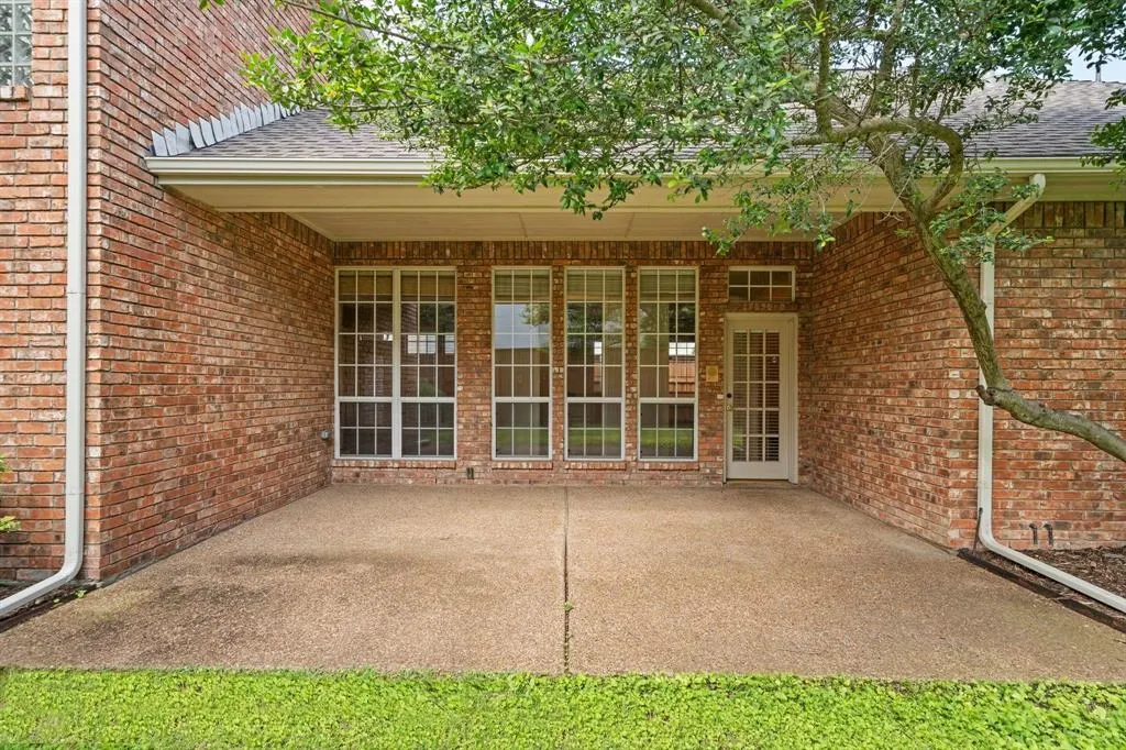 4743 Holly Tree Drive
