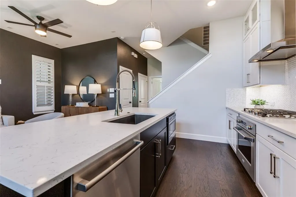 5184 Brickellia Drive