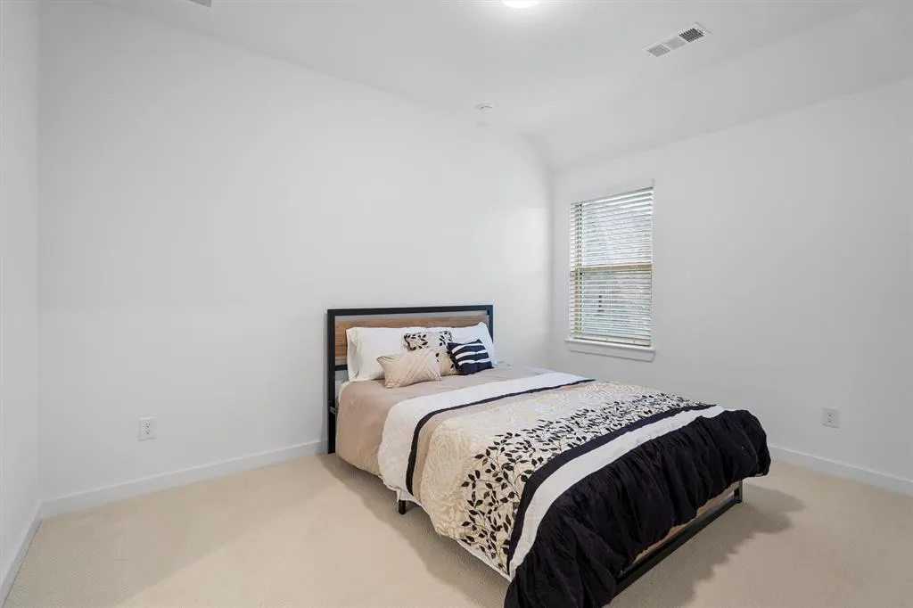 3101 Peartree Lane