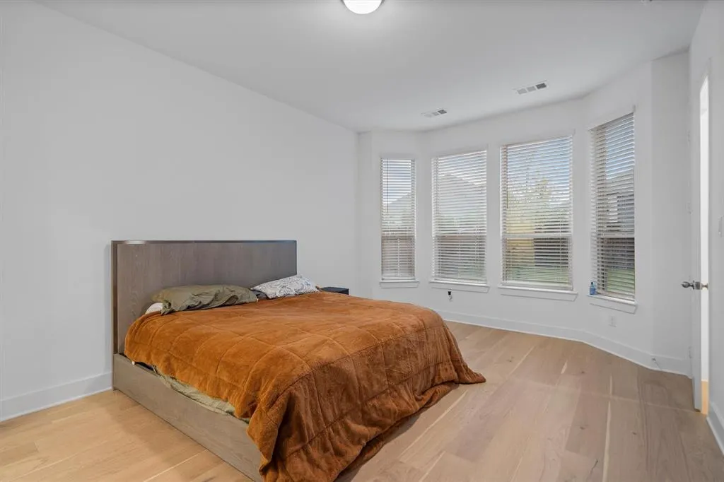 3101 Peartree Lane