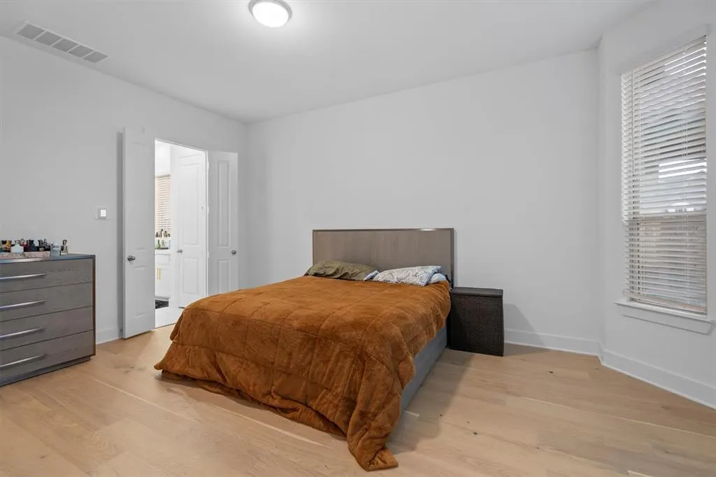 3101 Peartree Lane