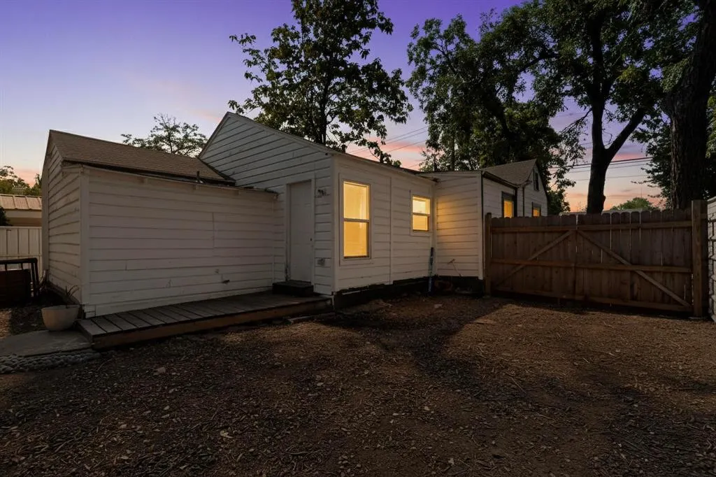 4408 Lawnview Avenue