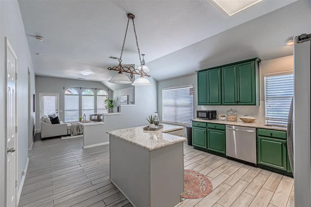 2621 Ozark Cove