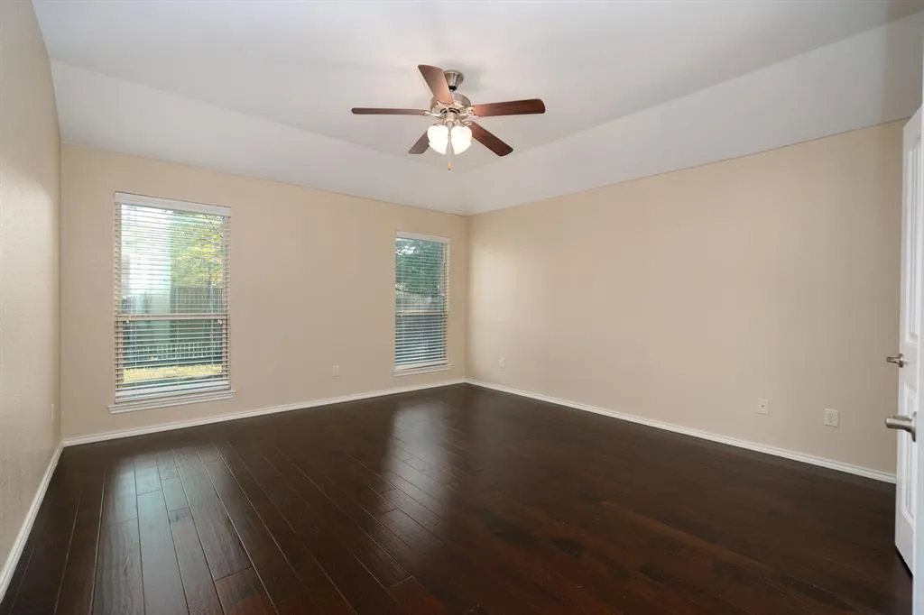 1109 Kaufman Road