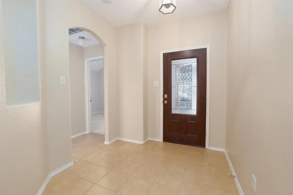 1109 Kaufman Road