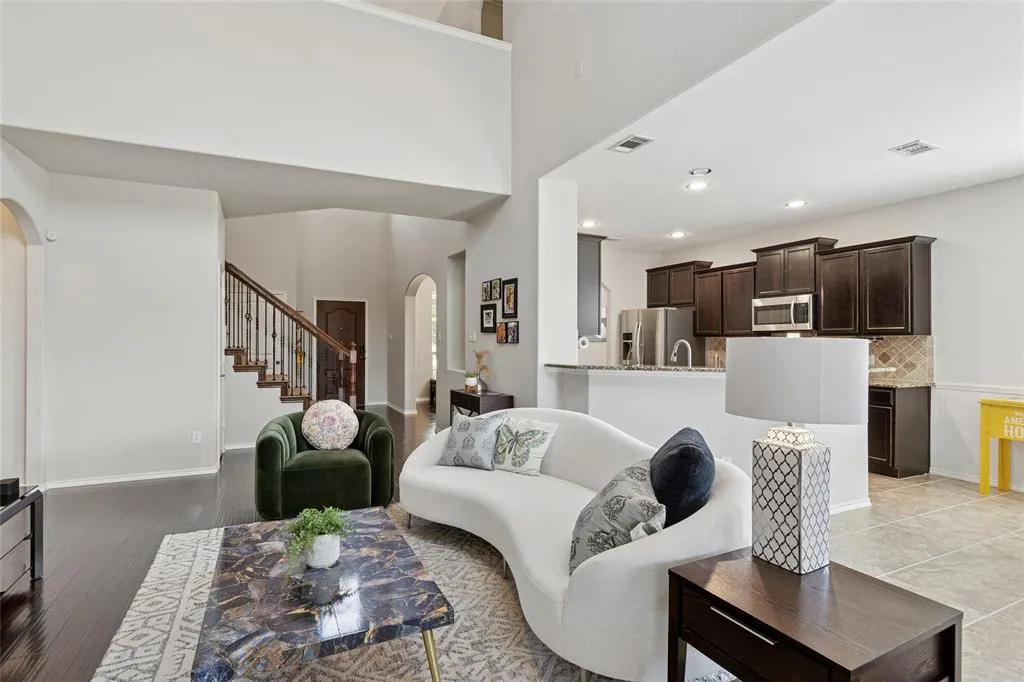 424 Roger Graves Circle