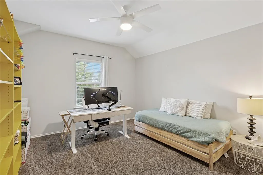 424 Roger Graves Circle