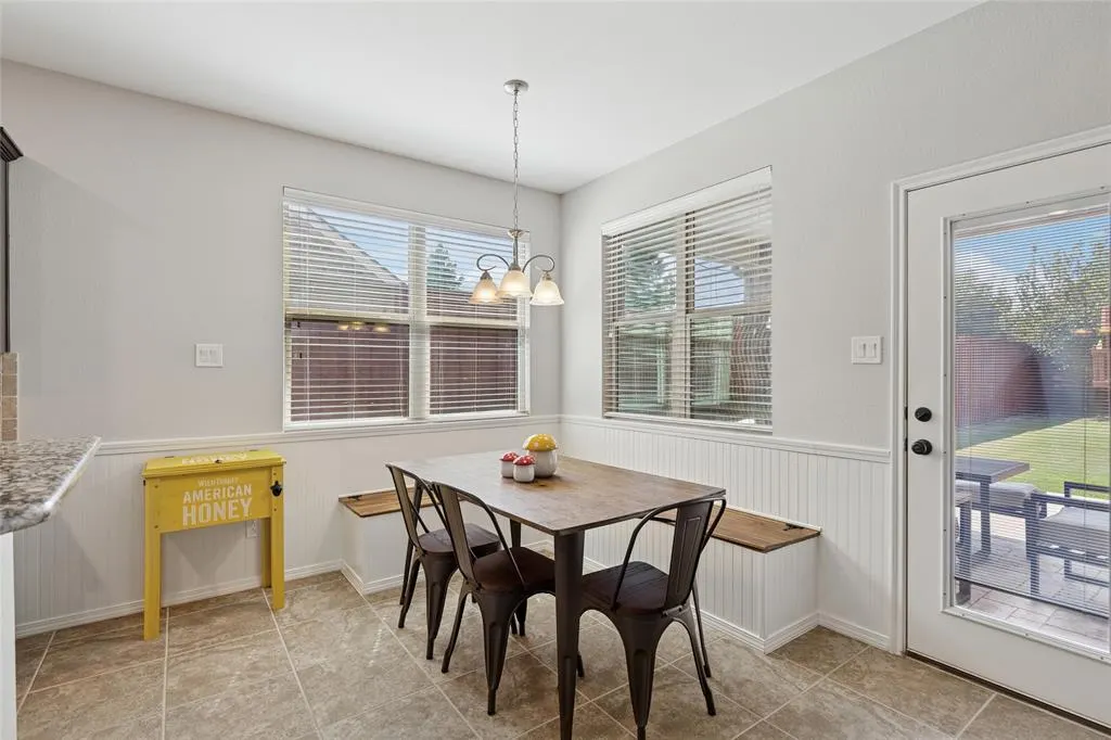424 Roger Graves Circle