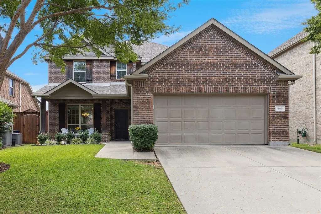 424 Roger Graves Circle