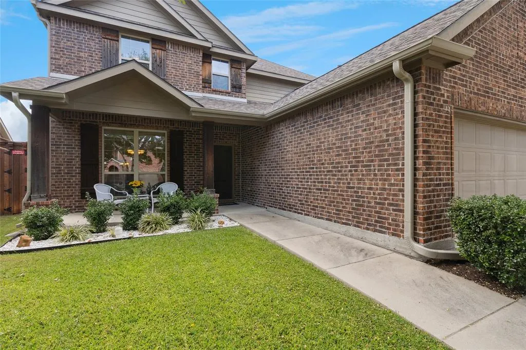 424 Roger Graves Circle