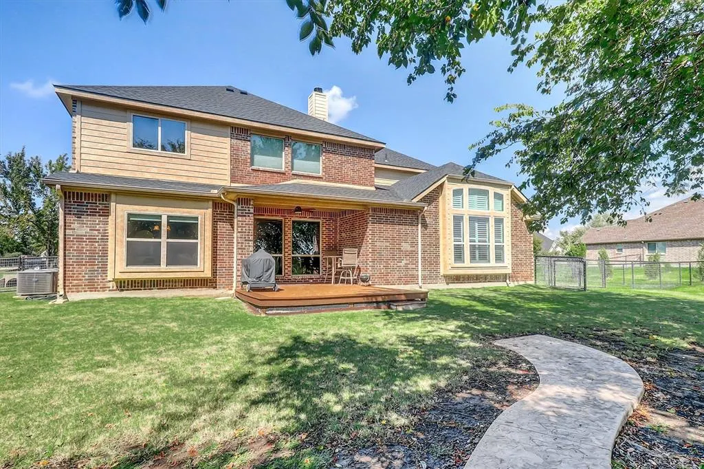 2757 Oakwood Drive