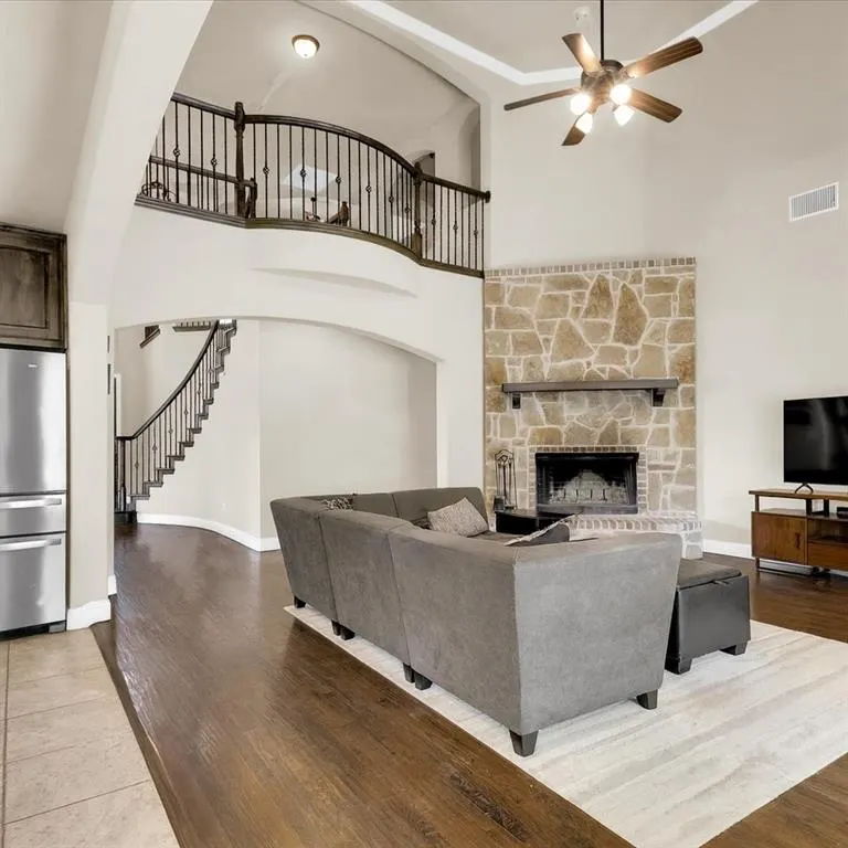 2757 Oakwood Drive