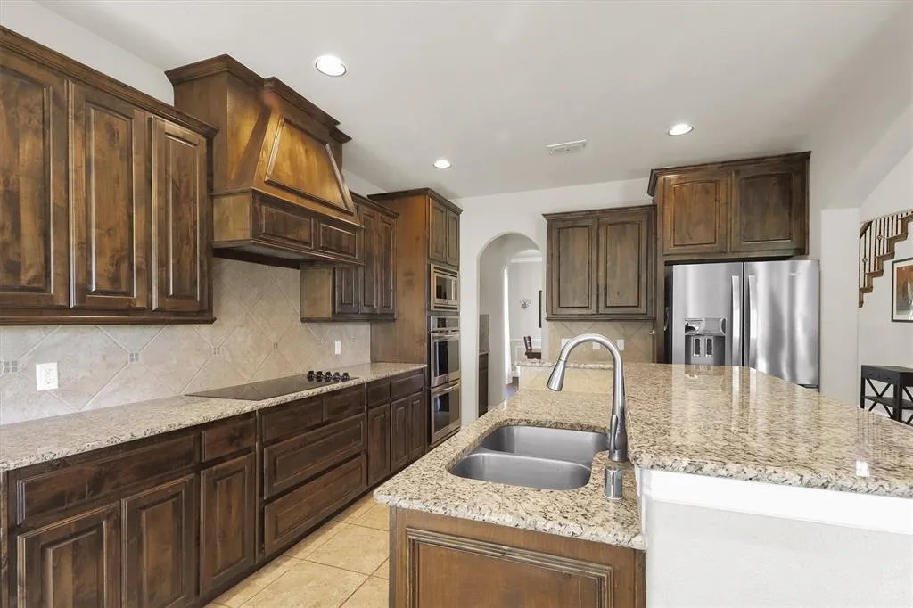 2757 Oakwood Drive