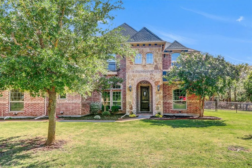 2757 Oakwood Drive