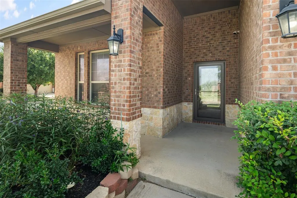432 Hideaway Road