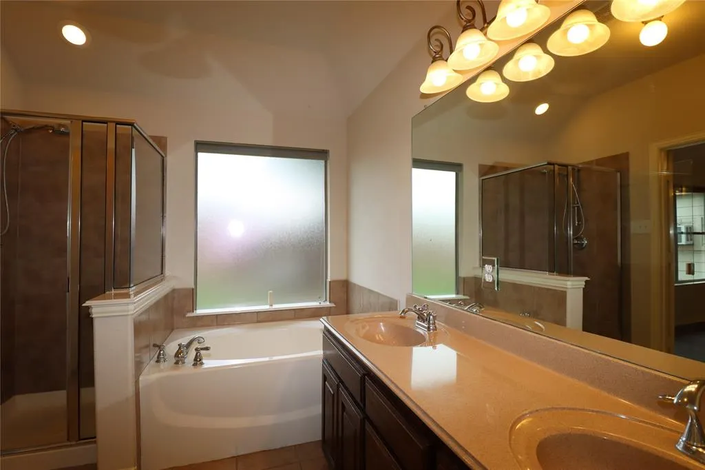 3014 Pinecrest Drive