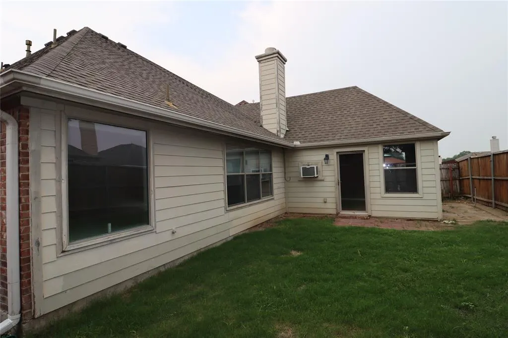 3014 Pinecrest Drive