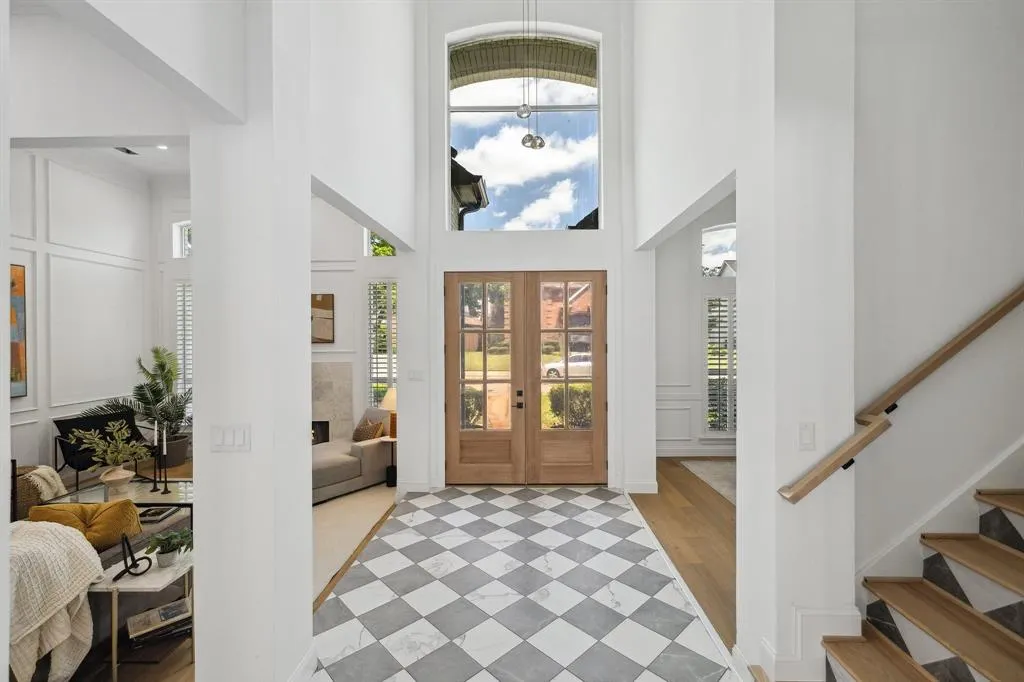 4736 Holly Tree Drive