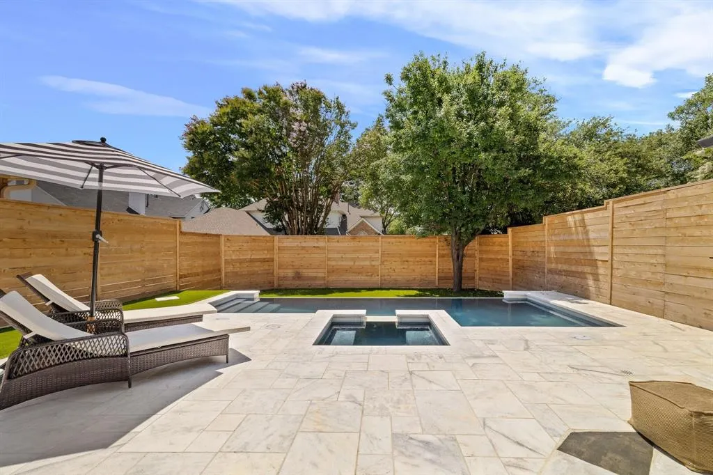 4736 Holly Tree Drive