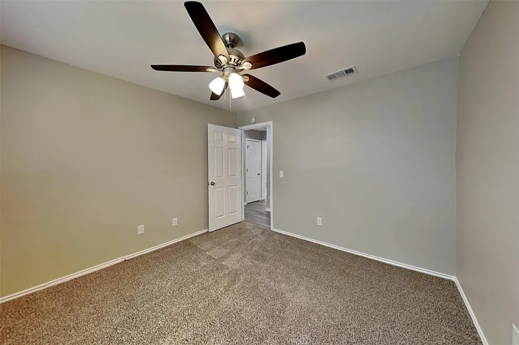 1104 Sandy Creek Drive