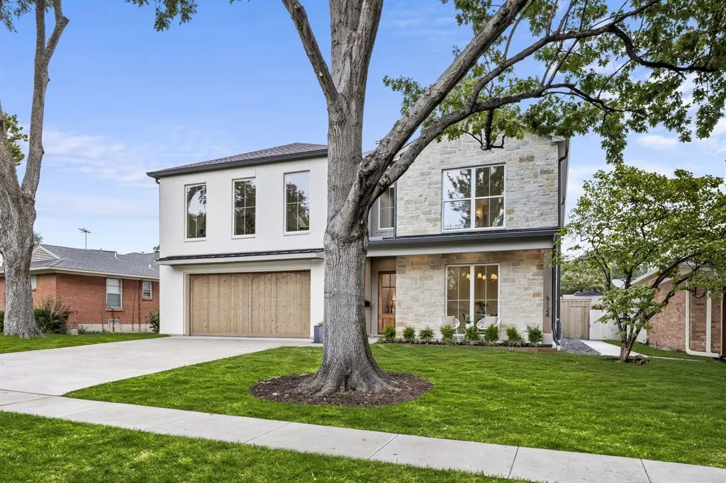 9124 Lynbrook Drive