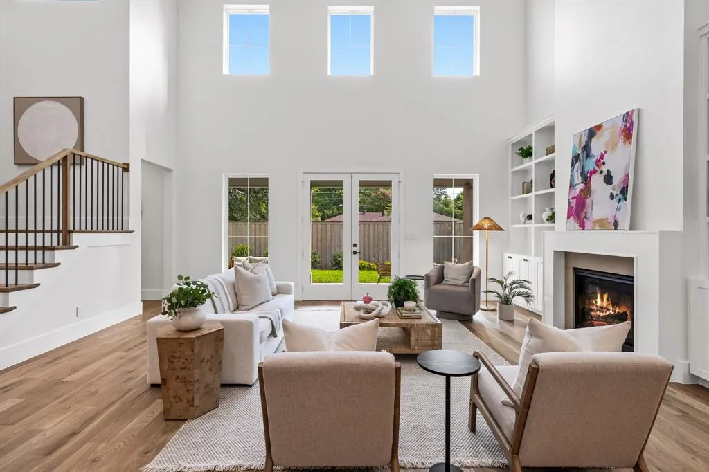 9124 Lynbrook Drive