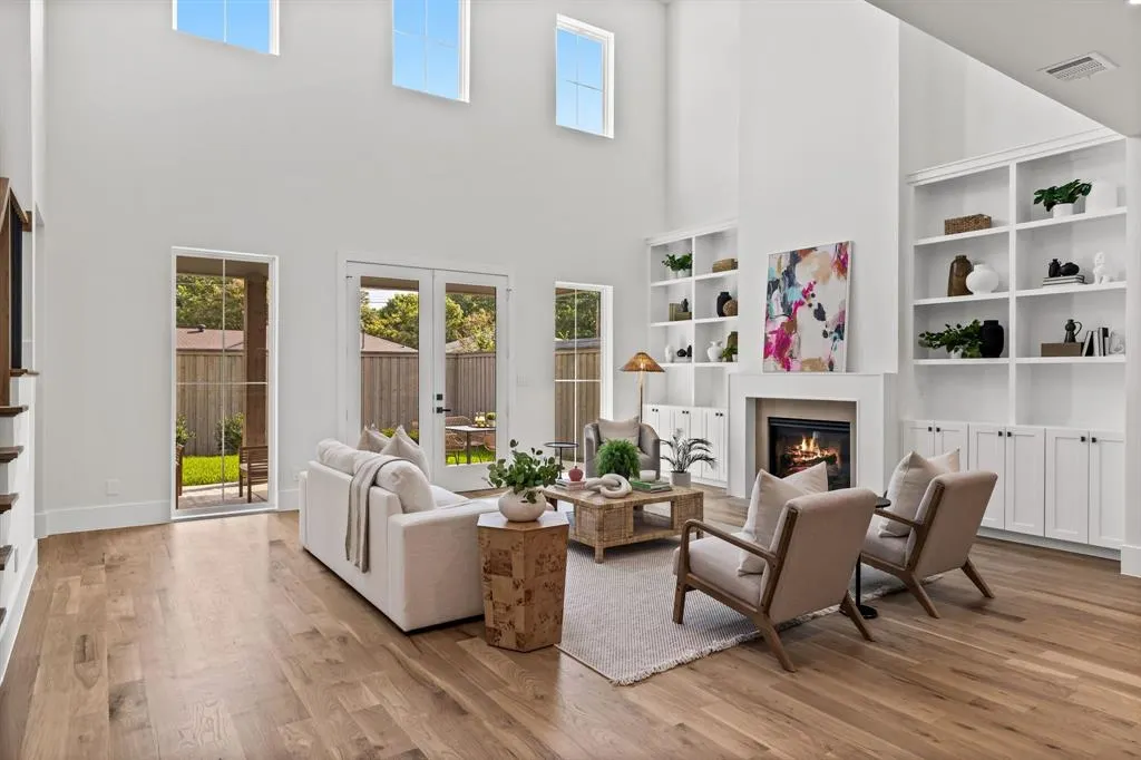 9124 Lynbrook Drive