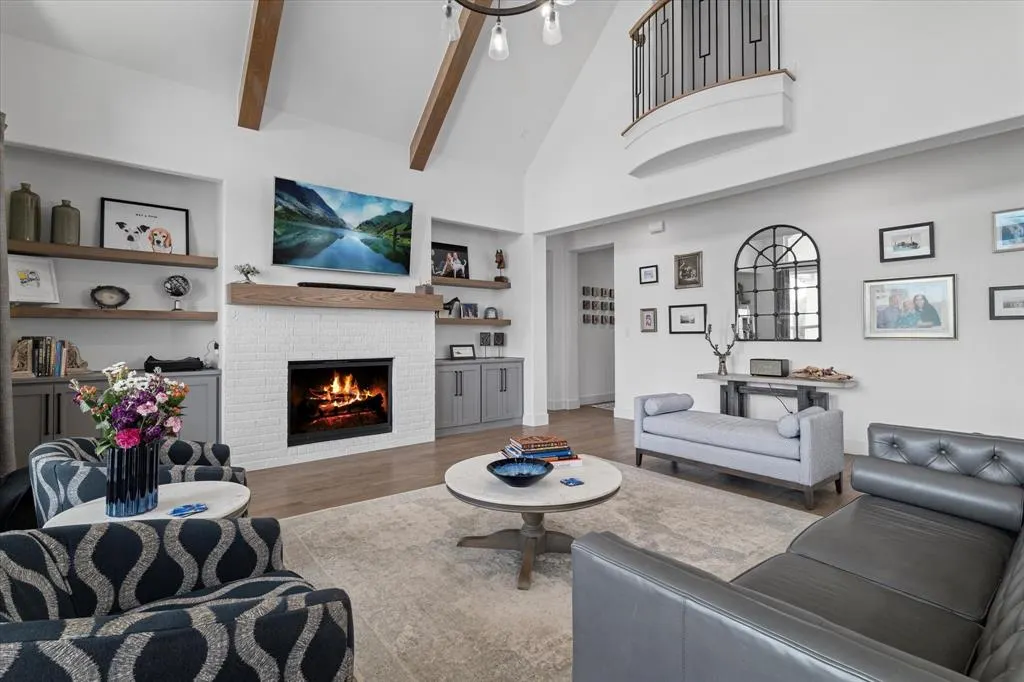 1620 Sterling Court
