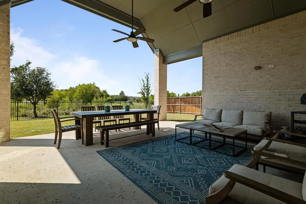 1620 Sterling Court
