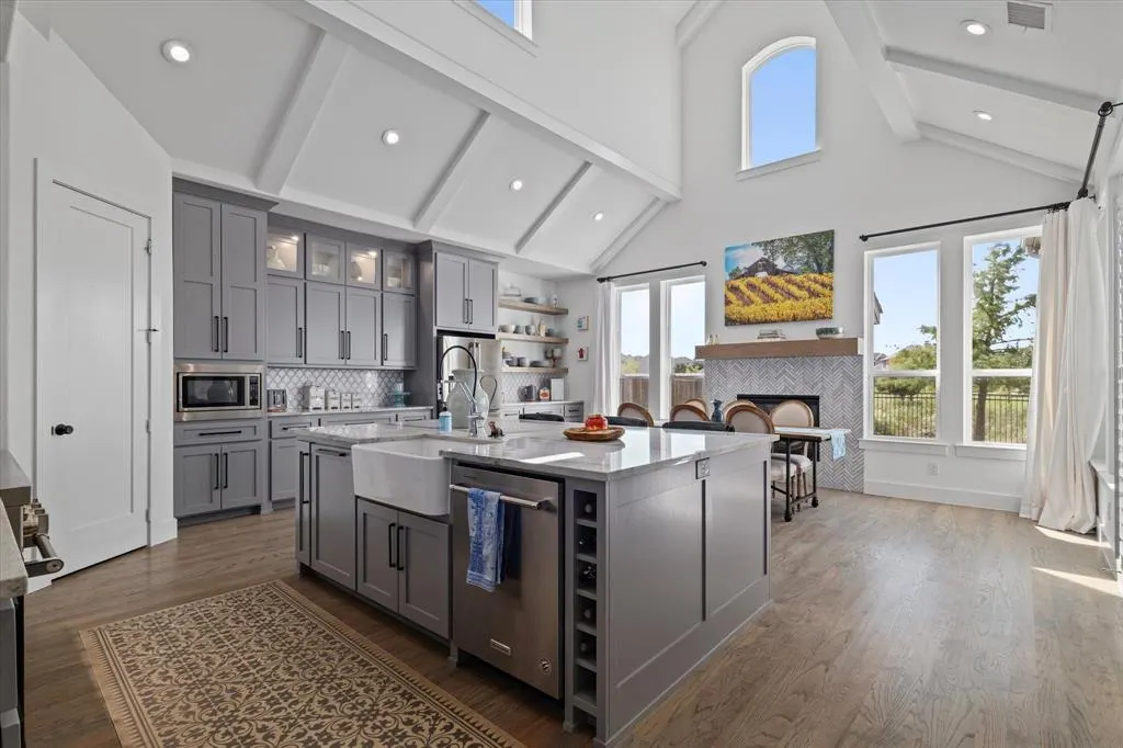 1620 Sterling Court