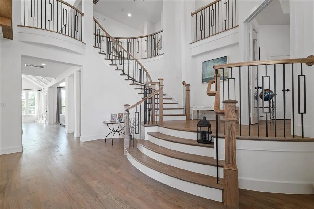 1620 Sterling Court